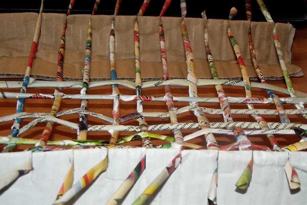 obrazek z papierowej wikliny