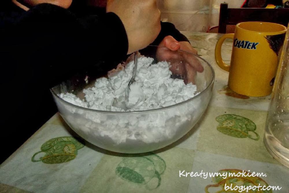 wulkan ciecz nienewtonowska