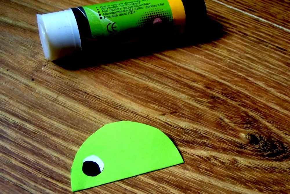 żółw origami z kółek