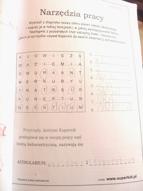 Papierowa układanka-przekładanka