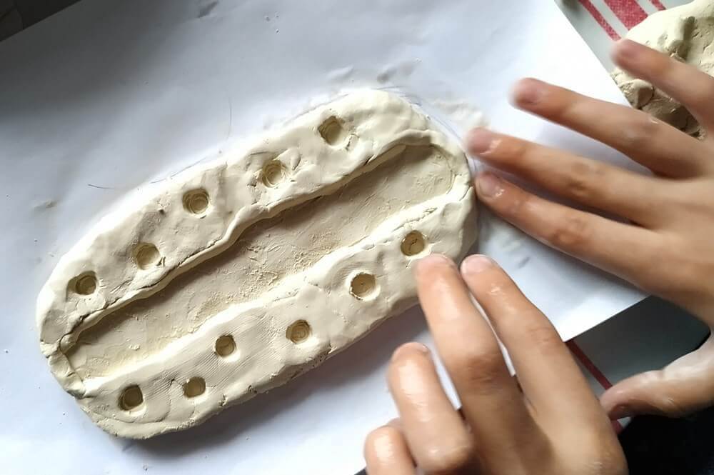 komórka bakteryjna z glinki